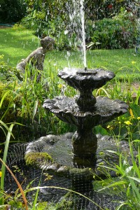 Tinkle of water on a hot sunny day